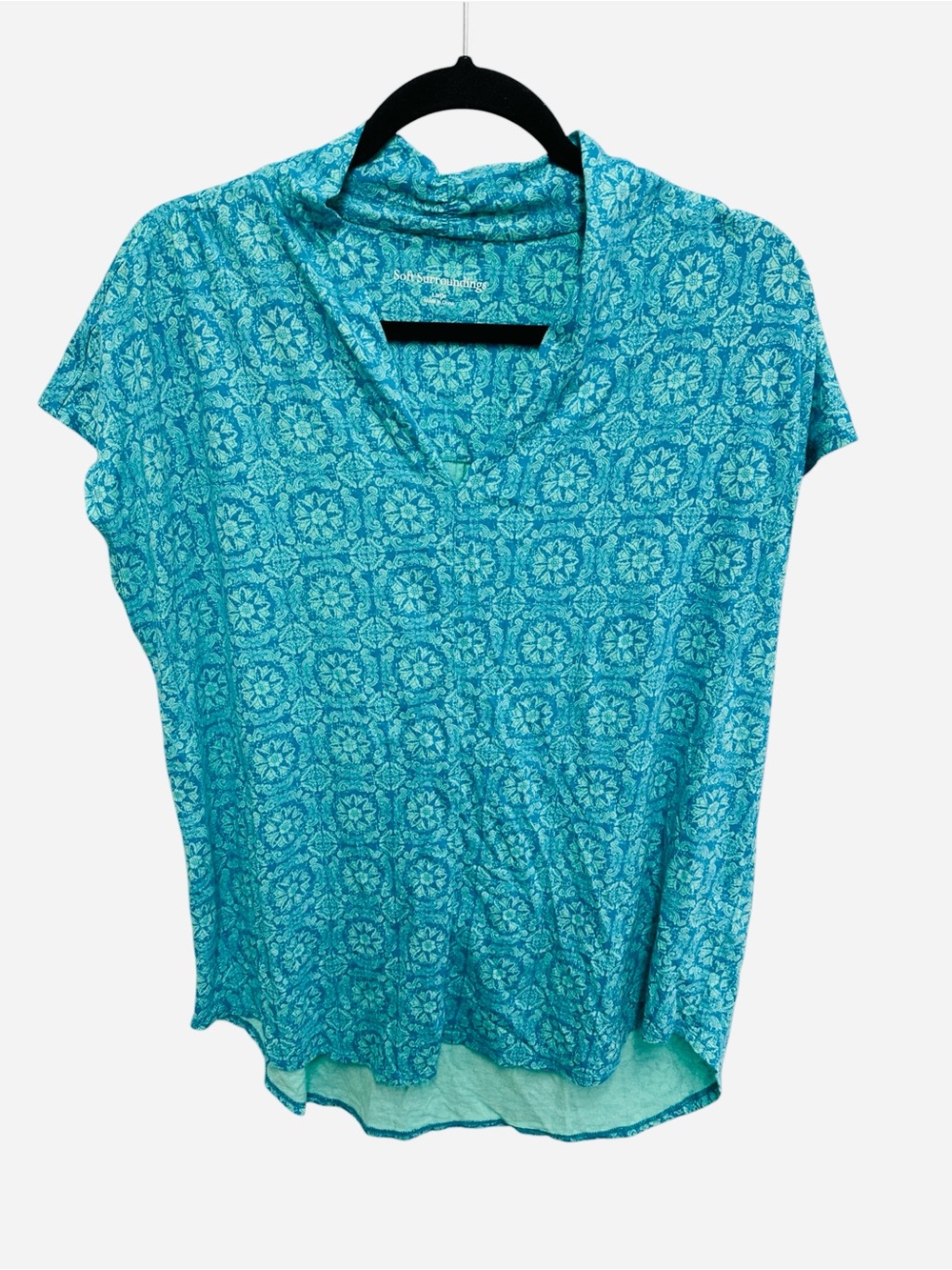 Soft Surroundings cotton modal Medallion Print Top V-Notch Cap sleeves Size L